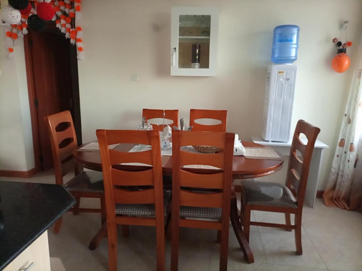 Jkia Homestays Nairobi Esterno foto